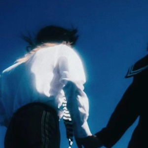 男生把小困困进男生困困里
